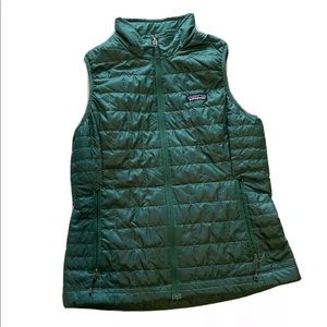 Patagonia Nano puff vest Green Womens Size M
